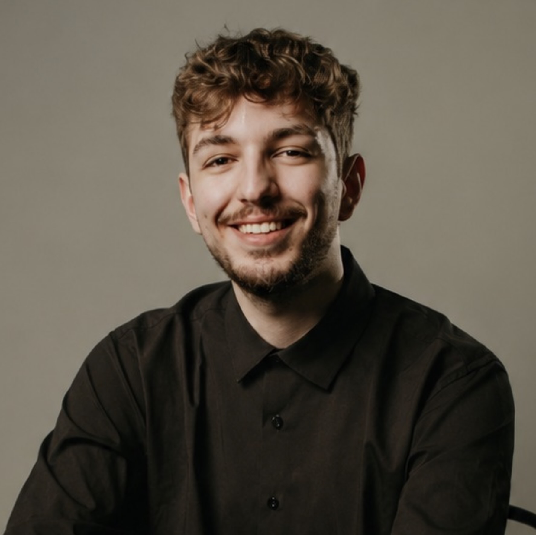 Photo of Joseph Oliveira